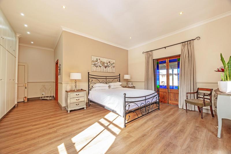 4 Bedroom Property for Sale in Vierlanden Western Cape